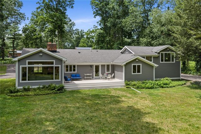 157 Crescent Hill Road, Perinton, NY 14534