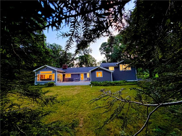 157 Crescent Hill Road, Perinton, NY 14534