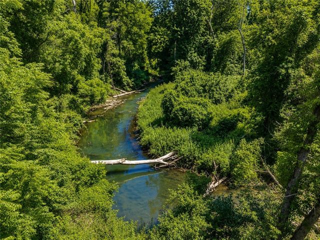157 Crescent Hill Road, Perinton, NY 14534