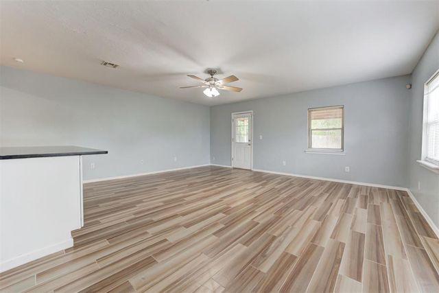 705 S Highland Drive, Mustang, OK 73064
