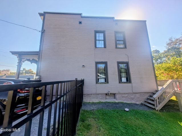 197 Church Street, Hoosick Falls, NY 12090