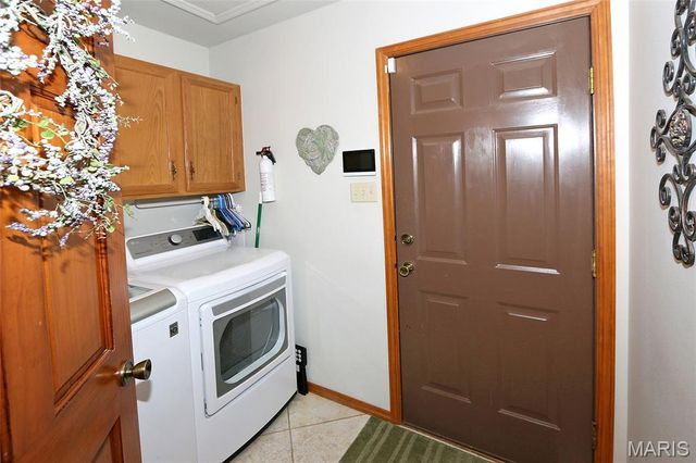 928 Oak Terrace Court, Fenton, MO 63026