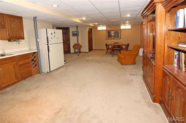 928 Oak Terrace Court, Fenton, MO 63026