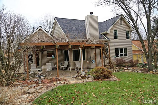 928 Oak Terrace Court, Fenton, MO 63026