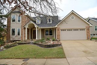 928 Oak Terrace Court, Fenton, MO 63026