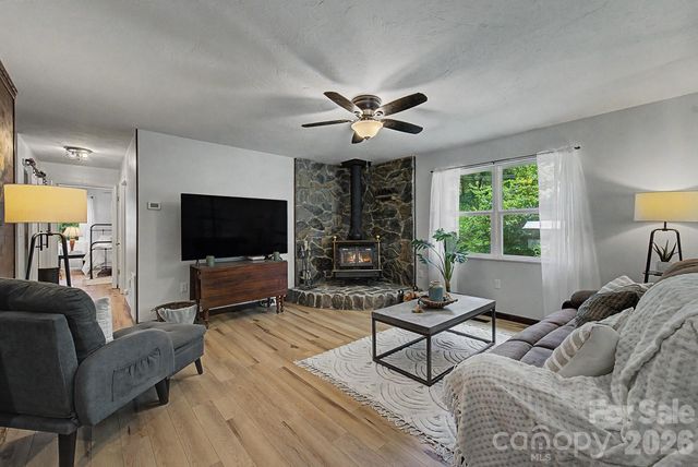 336 Greens Creek Road, Sylva, NC 28779