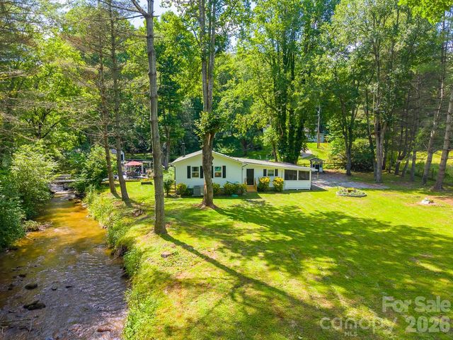 336 Greens Creek Road, Sylva, NC 28779