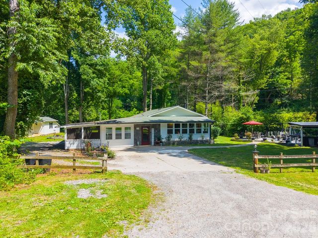 336 Greens Creek Road, Sylva, NC 28779
