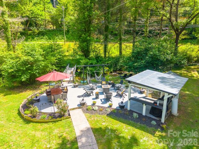336 Greens Creek Road, Sylva, NC 28779