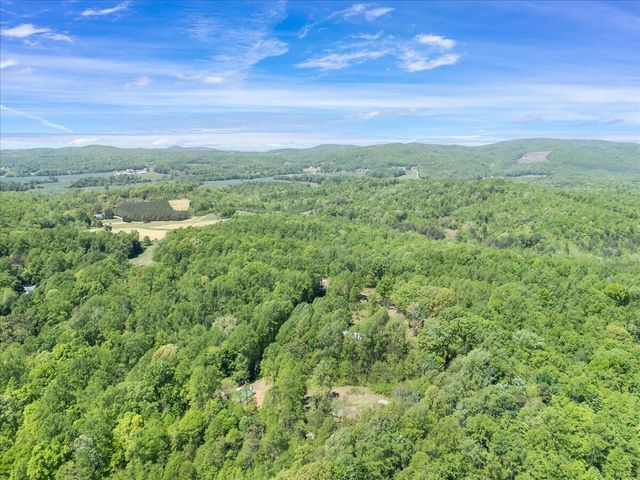 1512 Snow Creek RD, Martinsville, VA 24112