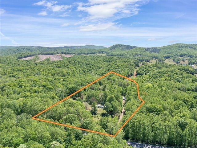 1512 Snow Creek RD, Martinsville, VA 24112