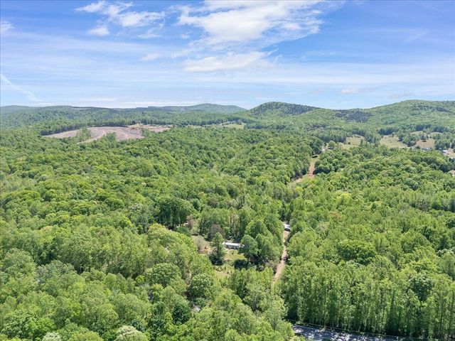 1512 Snow Creek RD, Martinsville, VA 24112