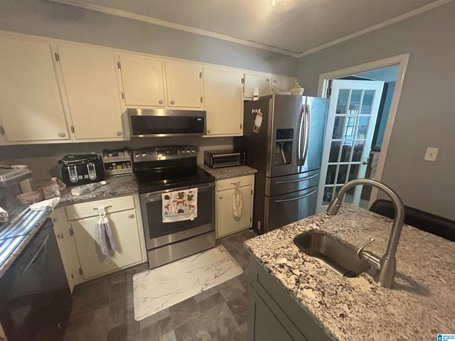 749 PARKMOOR CIRCLE, Hueytown, AL 35022