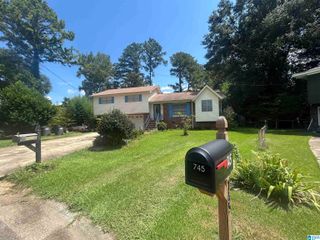 749 PARKMOOR CIRCLE, Hueytown, AL 35022