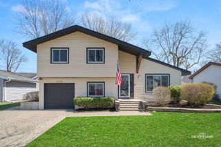 1335 Foxcroft Drive, Aurora, IL 60506
