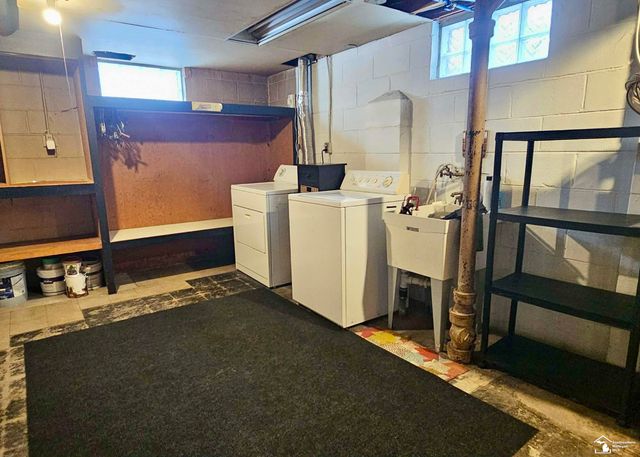 3705 Westpoint Street, Dearborn, MI 48124