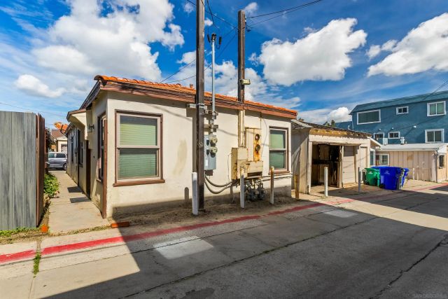 717-19 San Jose Pl, San Diego, CA 92109