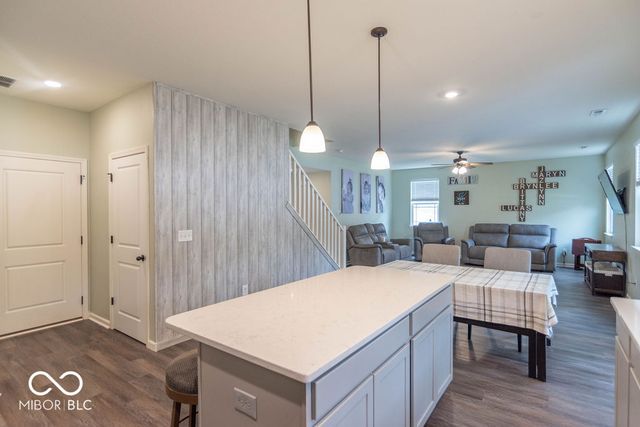 3330 S Cordell Road, New Palestine, IN 46163