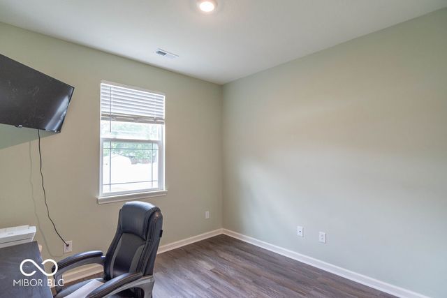 3330 S Cordell Road, New Palestine, IN 46163