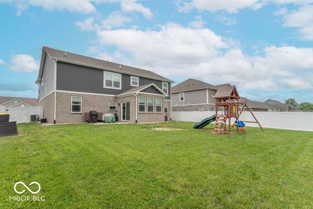 3330 S Cordell Road, New Palestine, IN 46163