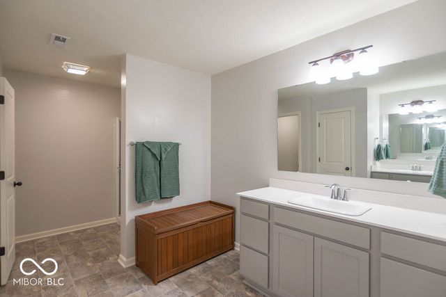 3330 S Cordell Road, New Palestine, IN 46163