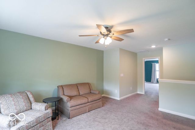 3330 S Cordell Road, New Palestine, IN 46163