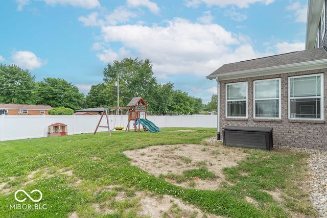3330 S Cordell Road, New Palestine, IN 46163