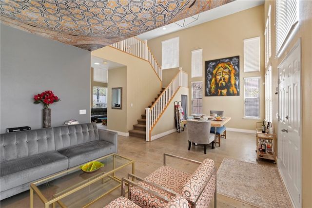 977 Montague, Corona, CA 92879