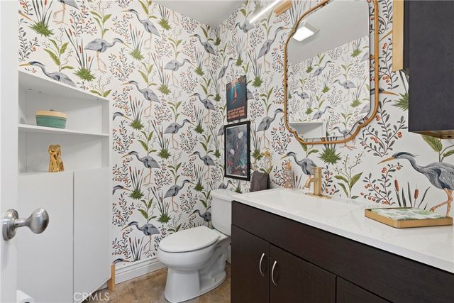 977 Montague, Corona, CA 92879