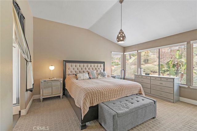 977 Montague, Corona, CA 92879