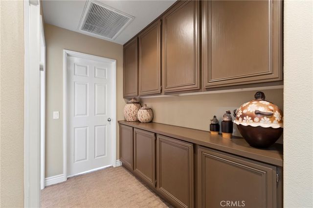 977 Montague, Corona, CA 92879