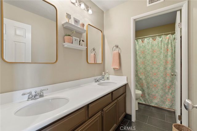 977 Montague, Corona, CA 92879