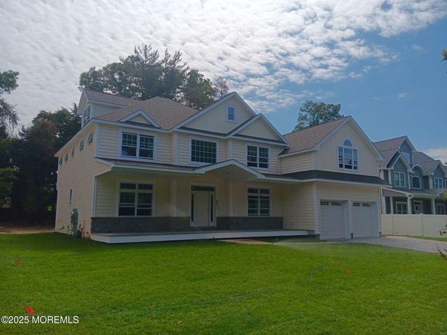 817 Naryshkin Way, Toms River, NJ 08753