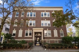36 Dwight St 4, Brookline, MA 02446