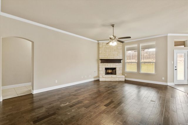 8609 Cloudyway Drive, Fort Worth, TX 76123