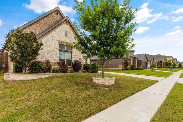 8609 Cloudyway Drive, Fort Worth, TX 76123