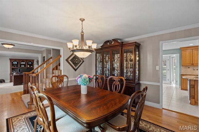 4814 King Andrew Park, St Louis, MO 63129