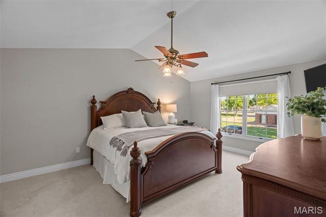 4814 King Andrew Park, St Louis, MO 63129