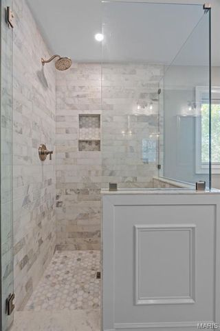 4814 King Andrew Park, St Louis, MO 63129