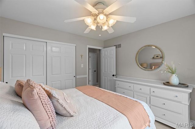 4814 King Andrew Park, St Louis, MO 63129