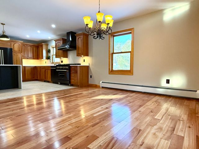 17 Woodland Hills Drive, Morrisonville, NY 12962