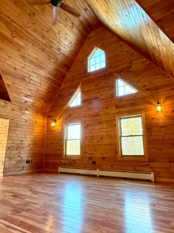 17 Woodland Hills Drive, Morrisonville, NY 12962