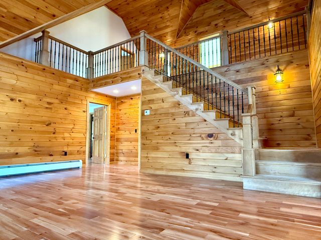 17 Woodland Hills Drive, Morrisonville, NY 12962