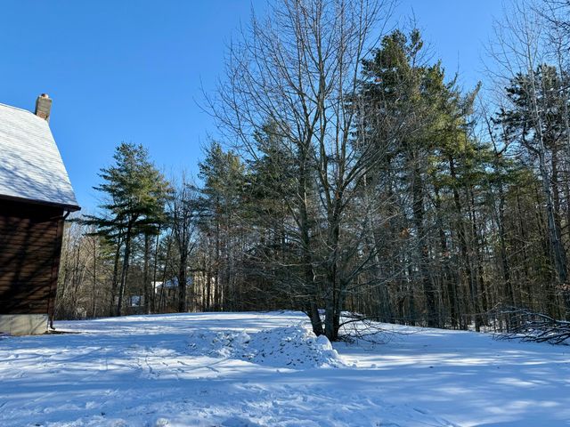 17 Woodland Hills Drive, Morrisonville, NY 12962