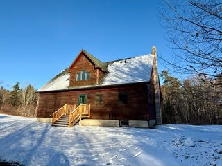 17 Woodland Hills Drive, Morrisonville, NY 12962