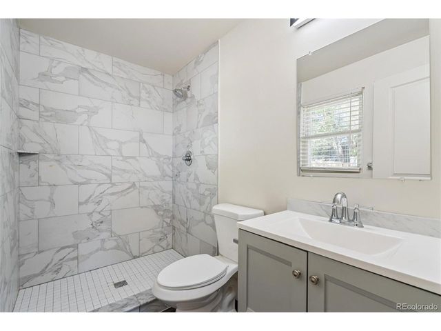 320 Stuart St, Denver, CO 80219