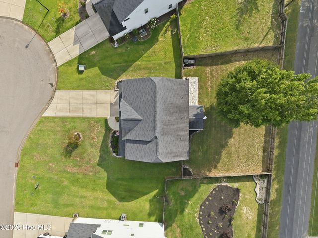 610 Overland Court, Vass, NC 28394