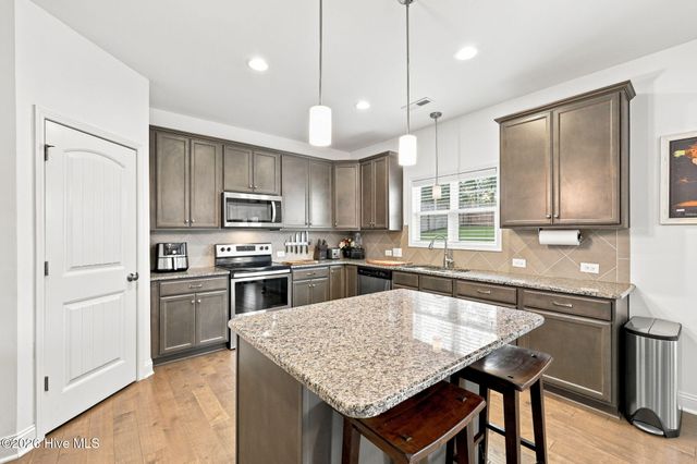 610 Overland Court, Vass, NC 28394