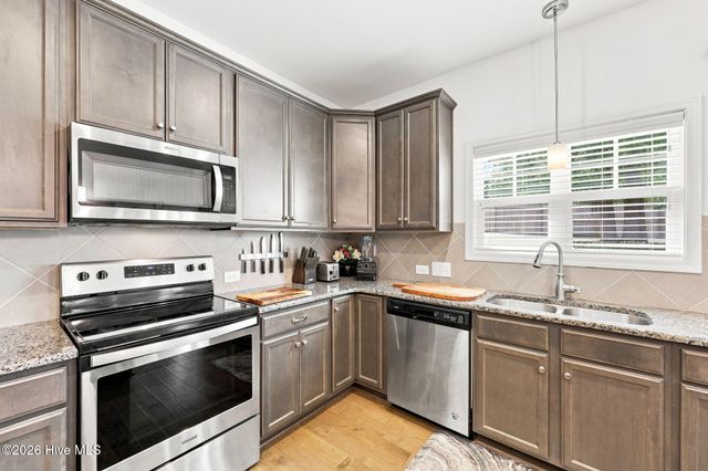 610 Overland Court, Vass, NC 28394