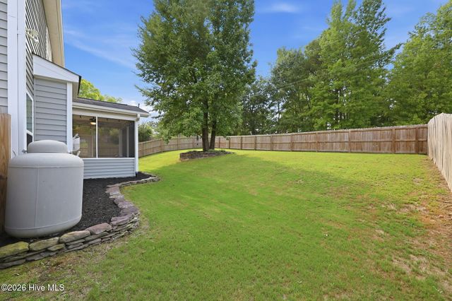 610 Overland Court, Vass, NC 28394